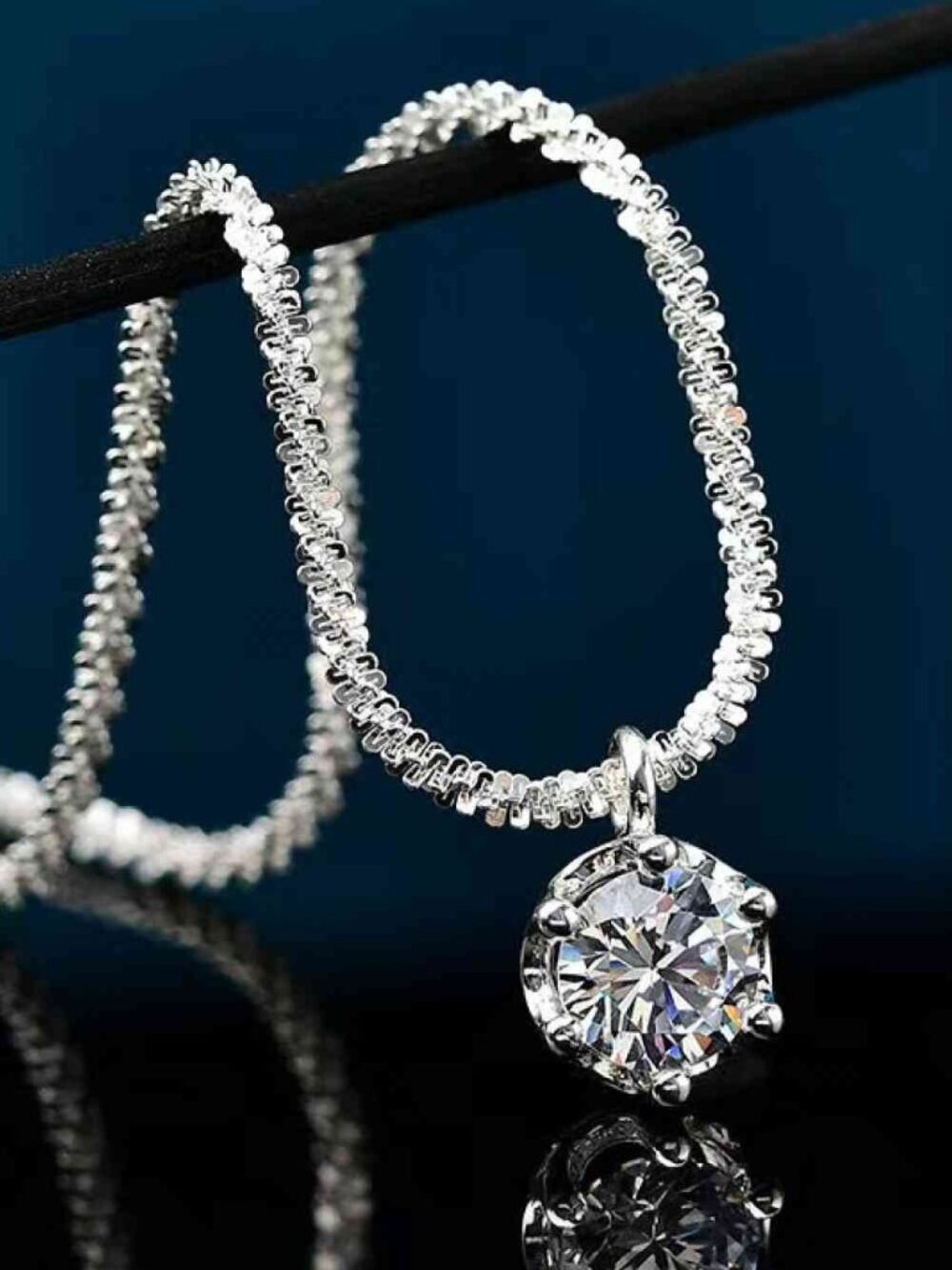 Modern Elegance: Sterling Silver Platinum-Plated Moissanite Necklace with Zircon